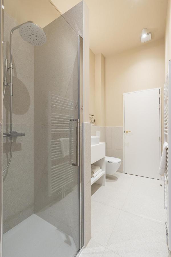 Shway - Le Marnix Apartment Antwerpen Bagian luar foto