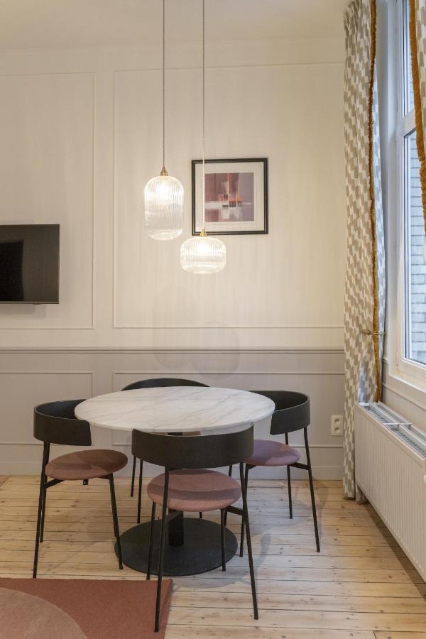 Shway - Le Marnix Apartment Antwerpen Bagian luar foto