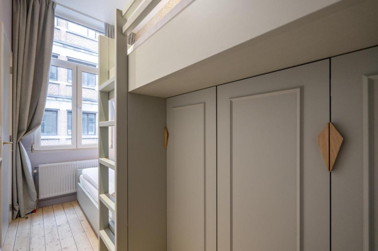 Shway - Le Marnix Apartment Antwerpen Bagian luar foto